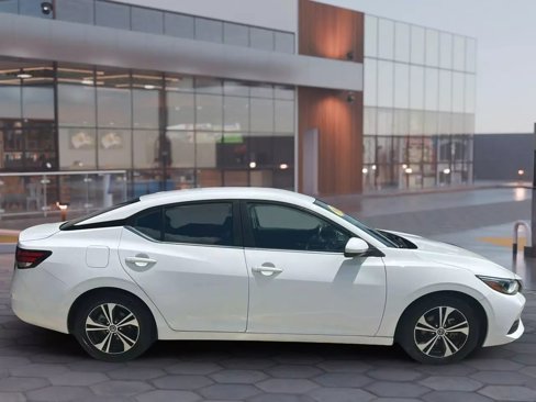 Used 2022 Nissan Sentra SV image 3