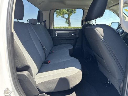 Used 2022 RAM 1500 Classic SLT image 35
