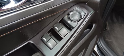 Used 2020 Chevrolet Traverse LS w/ LPO, Blackout Package image 8