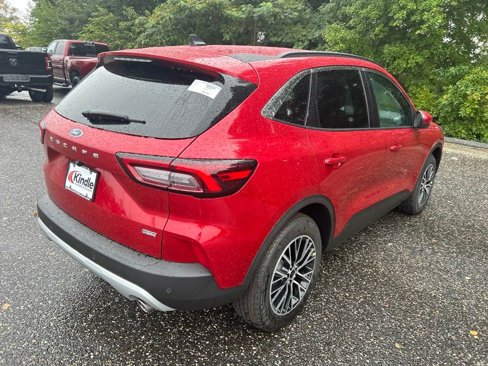 New 2024 Ford Escape SE image 22