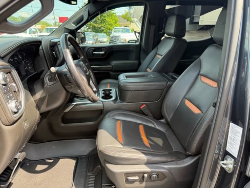 Used 2022 GMC Sierra 1500 AT4 w/ AT4 Preferred Package image 8