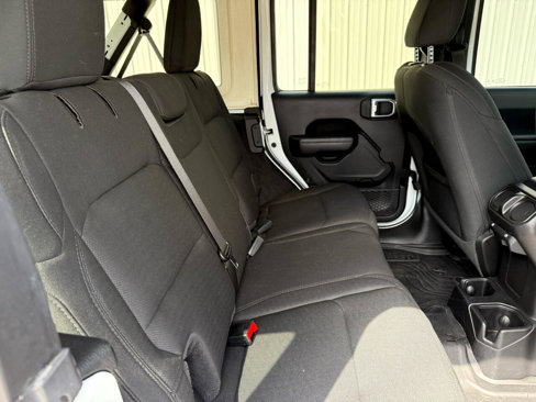 Used 2020 Jeep Wrangler Unlimited Sport image 32