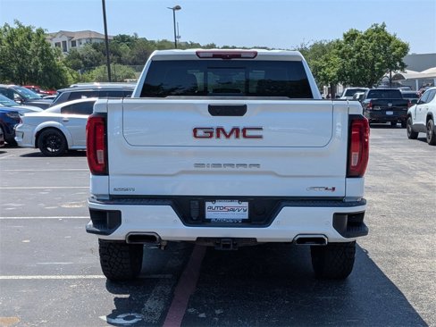 Used 2025 GMC Sierra 1500 AT4 w/ AT4 Premium Package image 5