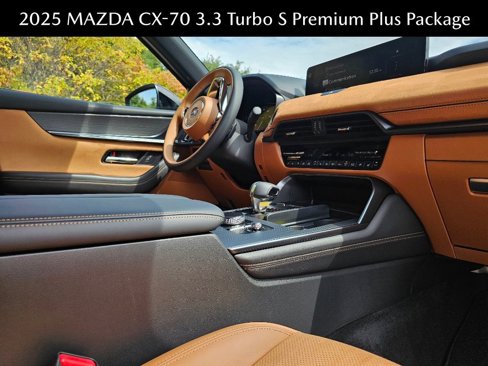 New 2025 MAZDA CX-70 3.3 Turbo S w/ Premium Plus image 12