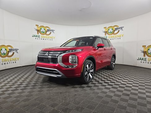 New 2025 Mitsubishi Outlander SEL image 3