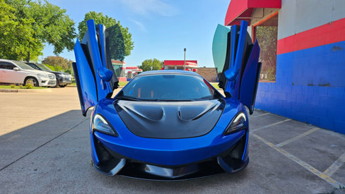 Used 2019 McLaren 570S Spider image 11