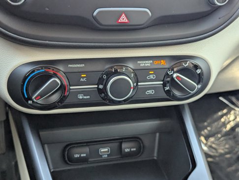 Certified 2022 Kia Soul LX image 26