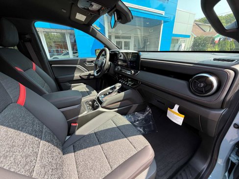 New 2025 Chevrolet Colorado Z71 w/ Technology Package image 38