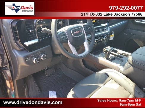 New 2026 GMC Sierra 1500 SLT image 18