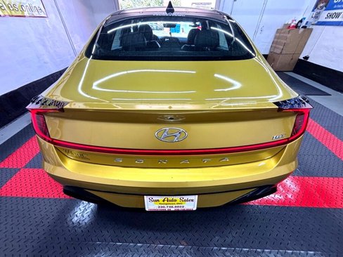 Used 2020 Hyundai Sonata SEL Plus w/ Tech Package image 18