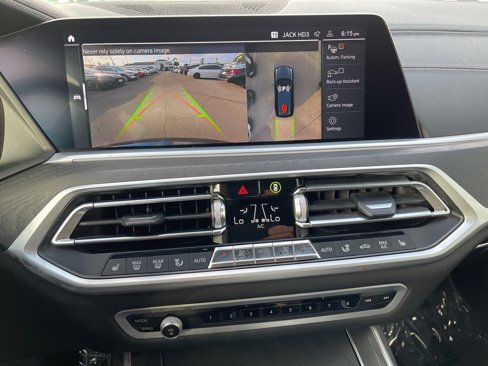 Used 2022 BMW X7 xDrive40i w/ M Sport Package image 19