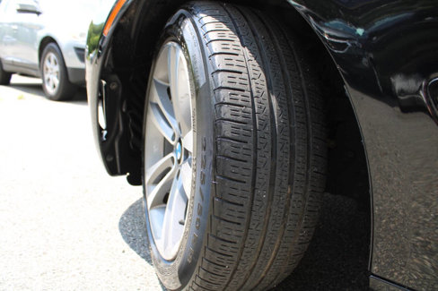 Used 2018 BMW 330i Gran Turismo xDrive image 19