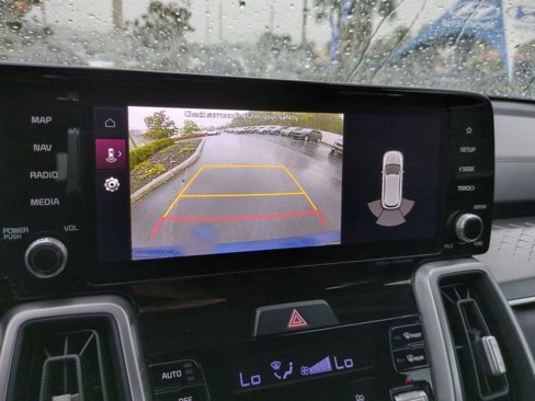 Used 2023 Kia Sorento S image 29