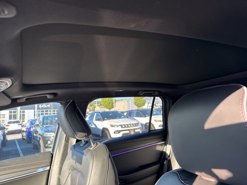 New 2025 Jeep Wagoneer Limited w/ Comfort Package image 11
