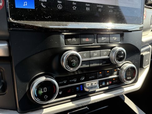 Used 2024 Ford Expedition Max XLT image 50