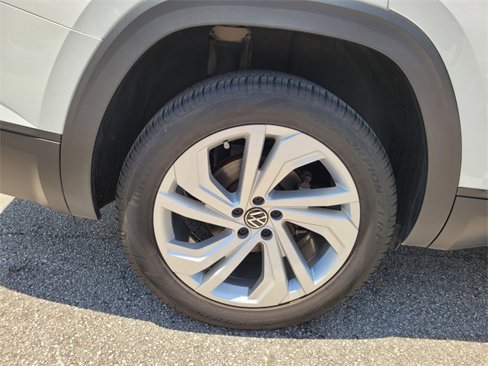 Used 2021 Volkswagen Atlas SE image 22