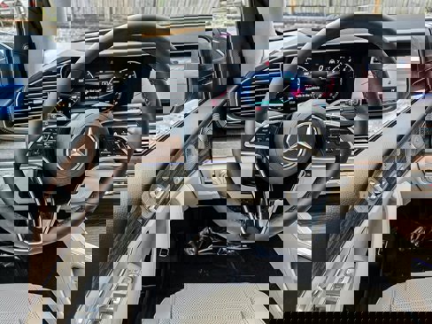 New 2026 Mercedes-Benz GLS 450 4MATIC image 38