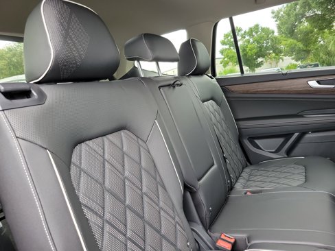 New 2026 Volkswagen Atlas SEL Premium R-Line image 10