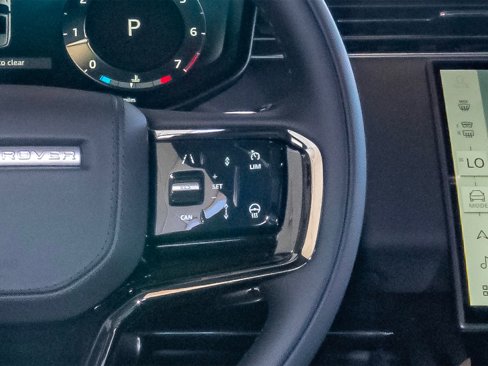 New 2025 Land Rover Range Rover Sport Dynamic SE image 16