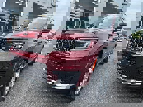 New 2024 Jeep Grand Cherokee L Laredo w/ Trailer Tow Package image 2