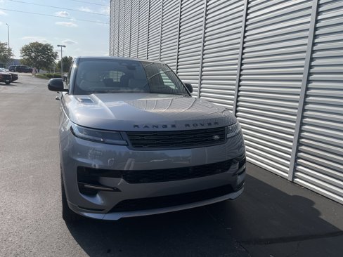 New 2025 Land Rover Range Rover Sport Dynamic SE image 7