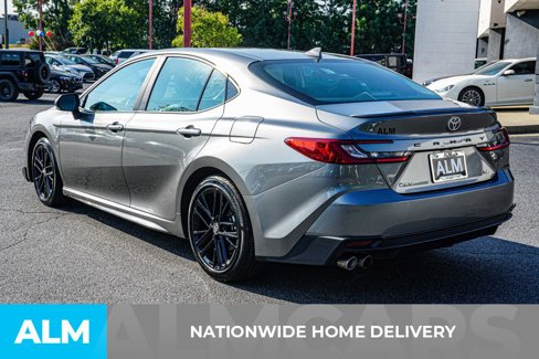 Used 2025 Toyota Camry SE image 5