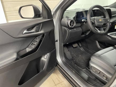 New 2026 Chevrolet Equinox LT w/ Convenience Package II image 10