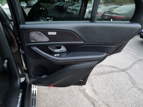 Used 2022 Mercedes-Benz GLE 450 4MATIC w/ AMG Line Exterior image 43