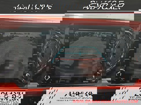 Used 2020 Toyota Tacoma TRD Sport image 9