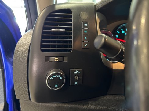 Used 2013 Chevrolet Silverado 2500 LT w/ Interior Plus Package image 29
