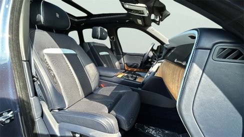 Certified 2019 Rolls-Royce Cullinan image 27