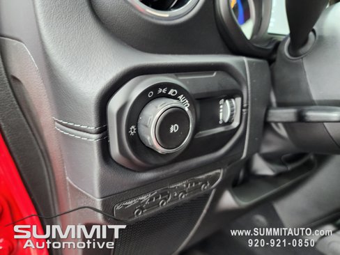New 2025 Jeep Wrangler Sahara image 37