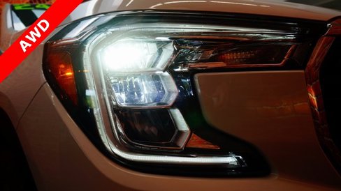 Used 2024 GMC Terrain SLE image 62