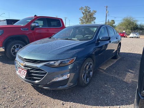 Used 2024 Chevrolet Malibu LT image 2