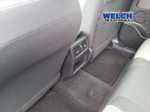 Used 2021 Nissan Rogue S image 8