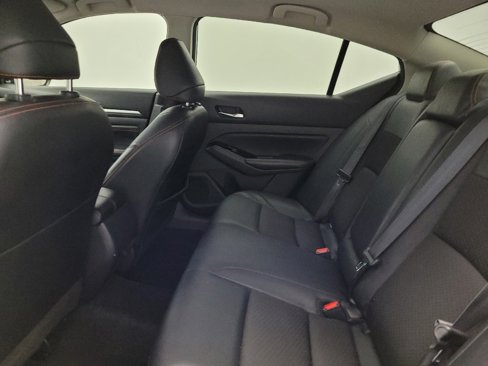 Used 2023 Nissan Altima 2.5 SR image 18