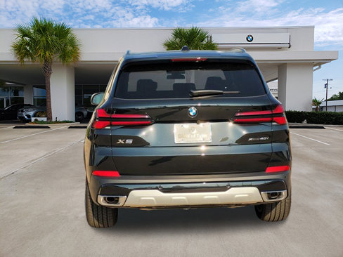 New 2026 BMW X5 xDrive40i w/ Executive Package image 5