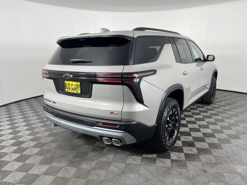New 2026 Chevrolet Traverse Z71 w/ Enhanced Driving Package image 5