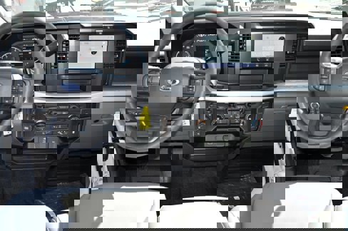 New 2026 Ford F250 XL w/ FX4 Off-Road Package image 5