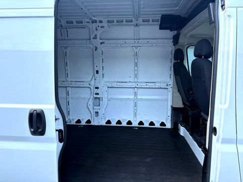 Used 2021 RAM ProMaster 2500 image 17