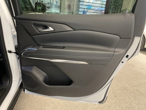 New 2026 Chevrolet Traverse LT w/ Driver Confidence Package image 31