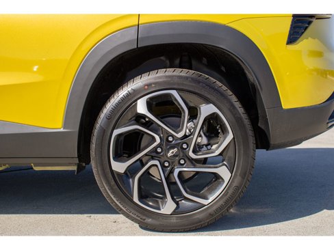New 2025 Chevrolet Trax RS w/ Sunroof Package image 10