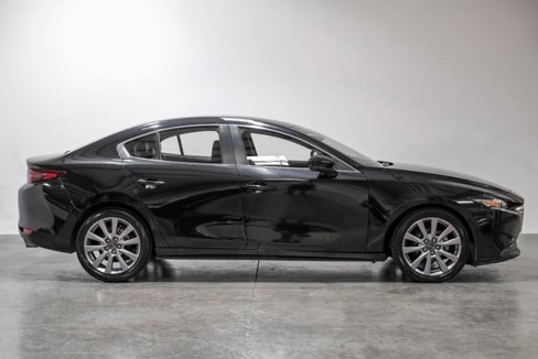 Used 2021 MAZDA MAZDA3 s image 8