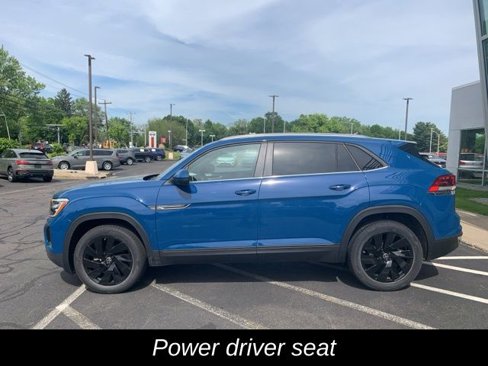 New 2025 Volkswagen Atlas Cross Sport SE image 7