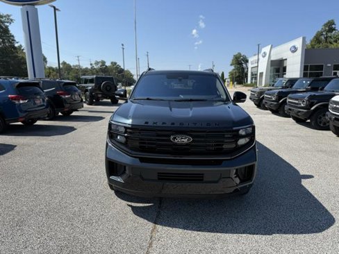New 2025 Ford Expedition Platinum image 10