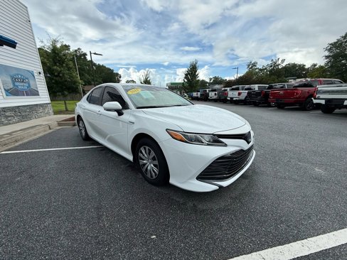 Used 2019 Toyota Camry LE image 4