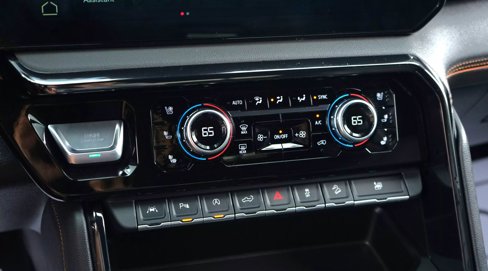 Used 2022 GMC Sierra 1500 AT4 w/ AT4 Premium Package image 31