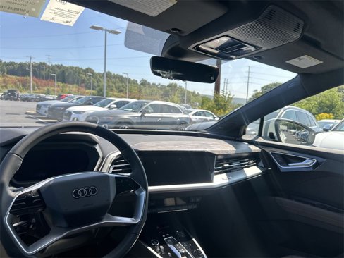 New 2025 Audi Q4 e-tron Premium Plus image 17