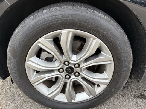 Used 2024 Ford Edge Titanium image 13