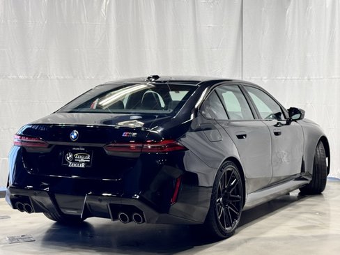 New 2026 BMW M5 w/ Executive Package image 5